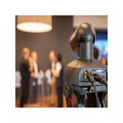 Panasonic - Câmera AW-UE4KG compacta 4K PTZ com streaming IP (preta)