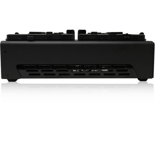 Core SWX - Carregador FLEET Quantum de 4 Posições com Tela LCD Colorida Touchscreen (V-Mount)