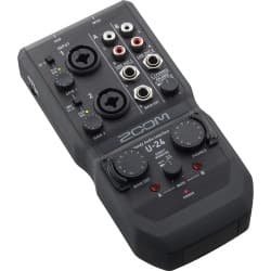 Zoom U-24 - Interface de Áudio/MIDI Portátil USB 2x4