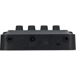 Zoom G1 Four - Pedaleira Multi-Efeitos para Guitarra Elétrica
