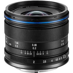 Laowa Venus Optics - Lente 7.5mm f/2 MFT (Preta)