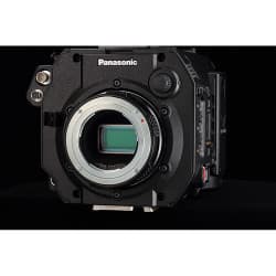 Panasonic - Câmera Digital de Cinema VariCam LT 4K S35 (Montagem EF)