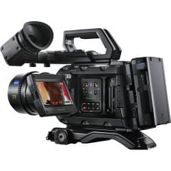Blackmagic Design - Mini Pro URSA 12K com OLPF
