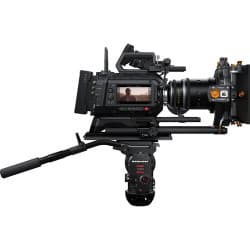 Blackmagic Design - Câmera URSA Cine 12K LF com kit de alça superior EVF (PL Mount)