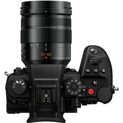 Panasonic - Lumix GH7 Câmera Mirrorless com lente 12-60mm f/2.8-4