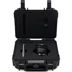 Laowa - Lente Venus Optics Zero-D Cine 6mm T2.1 (MFT, Pés/Metros)
