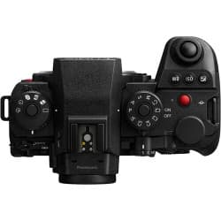 Panasonic - Câmera Mirrorless Lumix S1R II