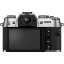 Fujifilm - Câmera Mirrorless X-T50 com lente 15-45 mm f/3.5-5.6 (Silver)