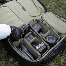 PGYTECH - OnePro Flex Backpack 40L（Space Black） +Camera Insert M