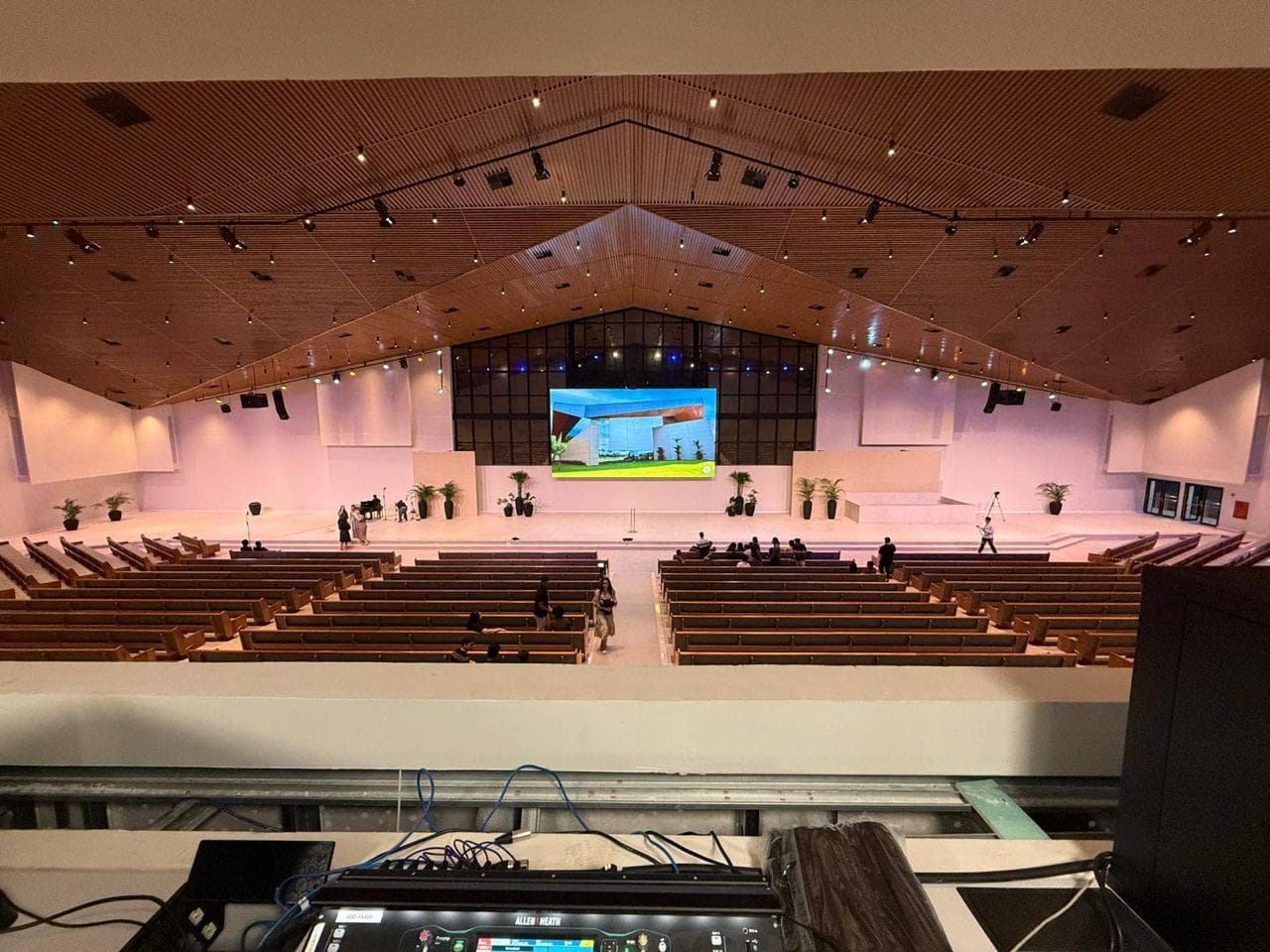 Igreja Adventista Norte FAAMA: um projeto integrado para áudio, vídeo e transmissão